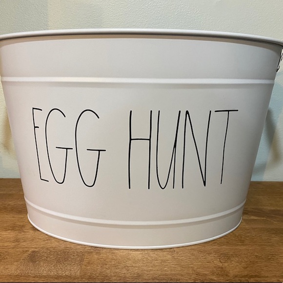 Rae Dunn Easter bucket